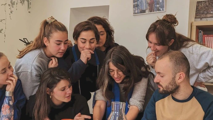 équipe qui collabore